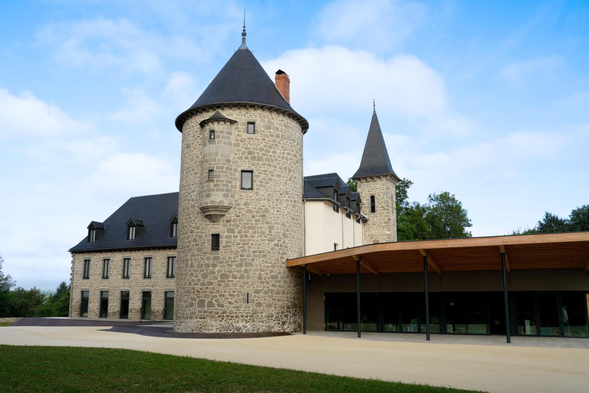 Chateau Du Theil Ussel  Exteriör bild